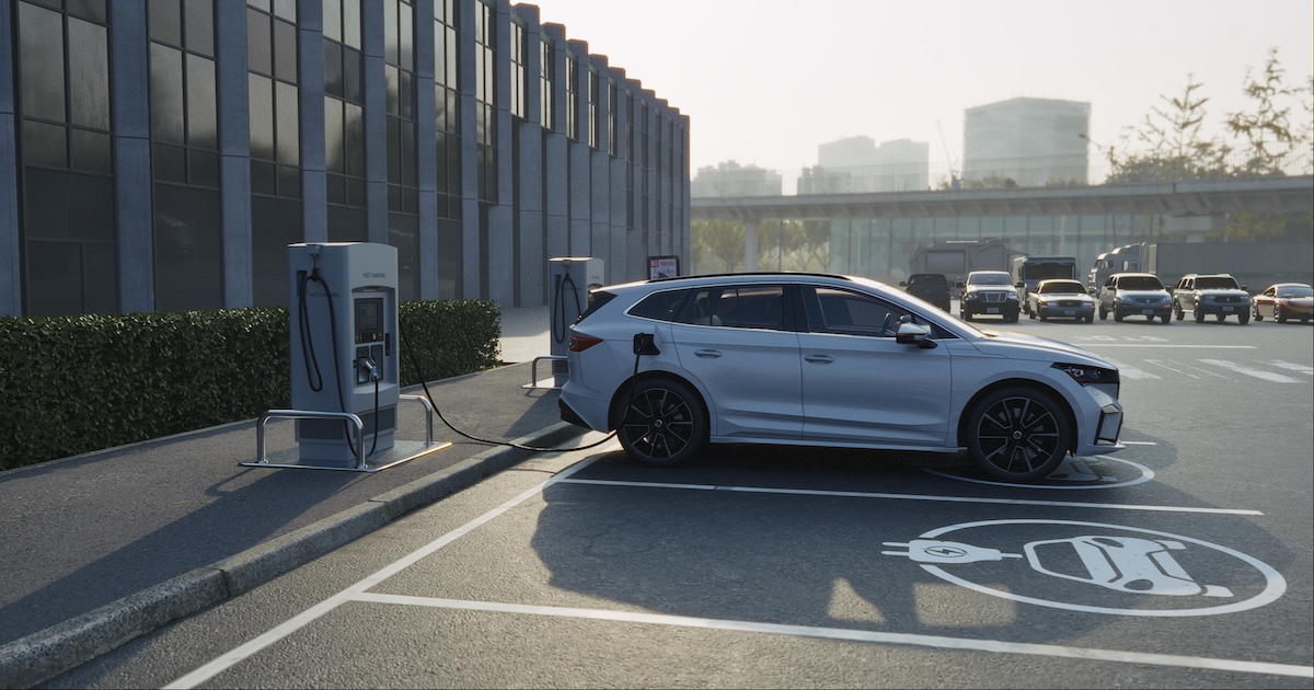 Can Car Chargers Integrate with Commercial Solar?