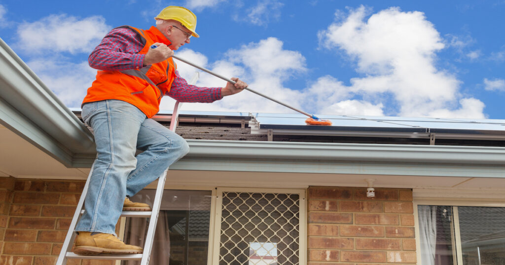 Summer Solar Panel Maintenance Tips